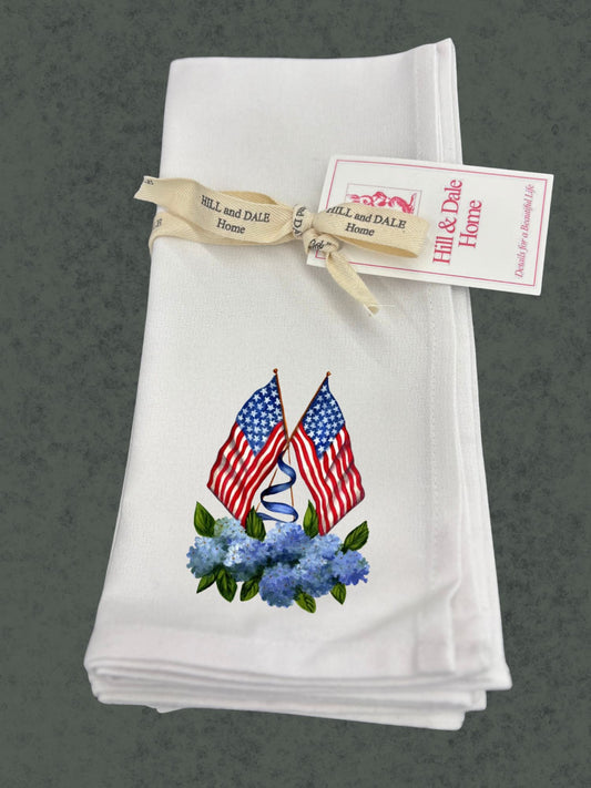 American Flags and Hydrangeas | Set of 4 Cloth Napkins